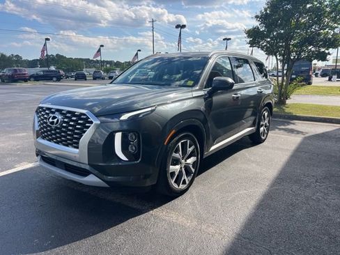 Used 2021 Hyundai Palisade Limited w/ Cargo Package image 4