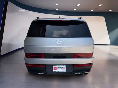 Used 2024 Hyundai Santa Fe SEL FWD image 4