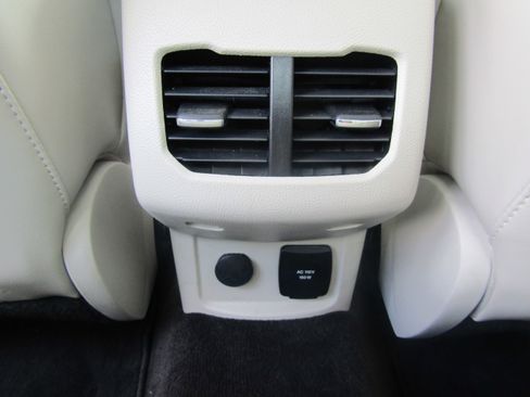 Used 2017 Ford Fusion Energi Platinum FWD image 21