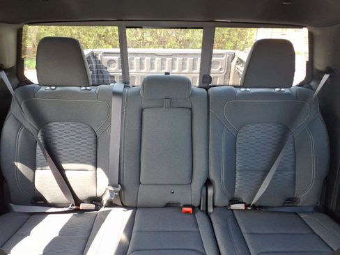 New 2026 RAM 1500 Big Horn w/ Night Edition image 11