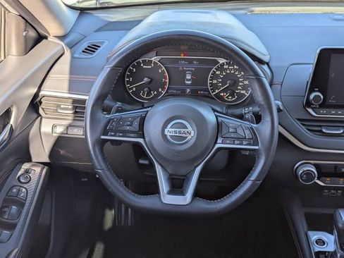 Used 2019 Nissan Altima 2.5 SR image 16
