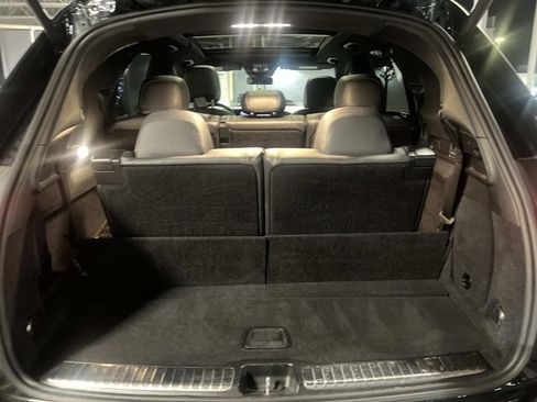 Used 2024 Mercedes-Benz GLE 350 4MATIC w/ 3rd Row Seat Package image 24