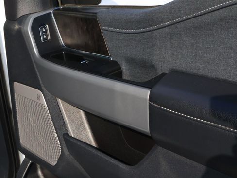 Used 2024 Ford F350 Lariat w/ Lariat Ultimate Package image 17