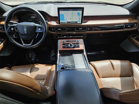 Certified 2022 Lincoln Aviator Grand Touring w/ Equipment Group 301A image 7