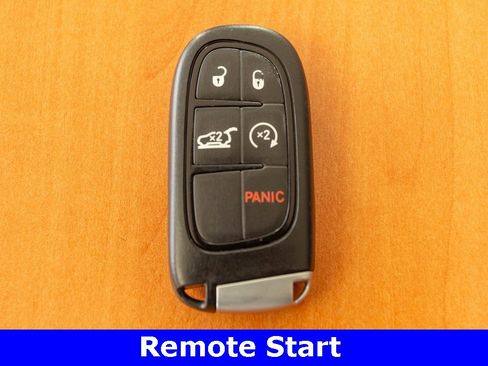 Used 2021 Dodge Charger SXT w/ Blacktop Package image 5