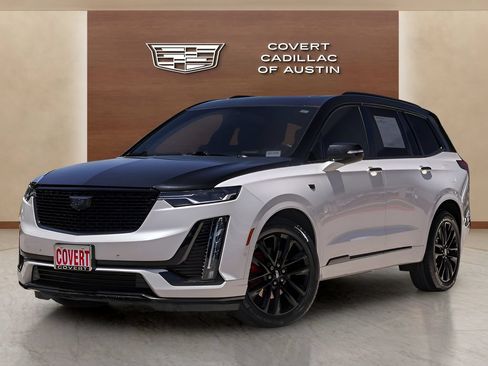 Used 2021 Cadillac XT6 Premium Luxury FWD image 1