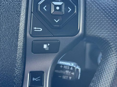 Used 2020 Toyota Tacoma TRD Off-Road w/ Technology Package AWD/4WD image 44