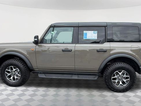 Used 2025 Ford Bronco Badlands AWD/4WD image 8