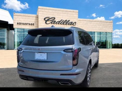 Certified 2023 Cadillac XT6 Sport w/ Platinum Package AWD/4WD image 5