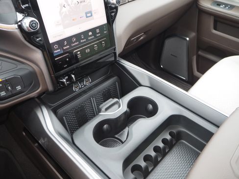 New 2025 RAM 2500 Laramie image 35