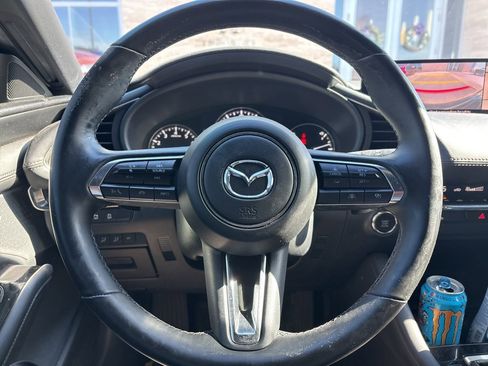 Used 2024 MAZDA MAZDA3 Hatchback w/Premium Plus Pkg image 10