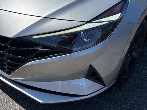Used 2023 Hyundai Elantra SEL image 9