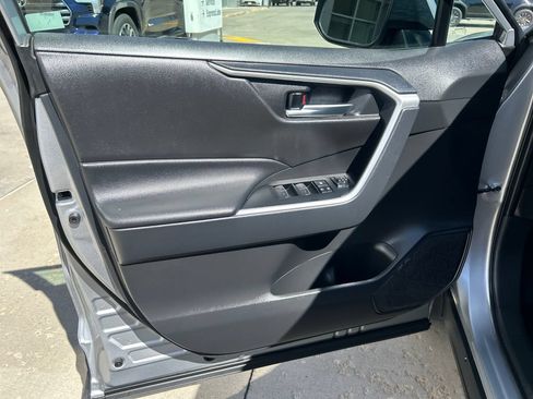 Certified 2025 Toyota RAV4 XLE AWD/4WD image 11