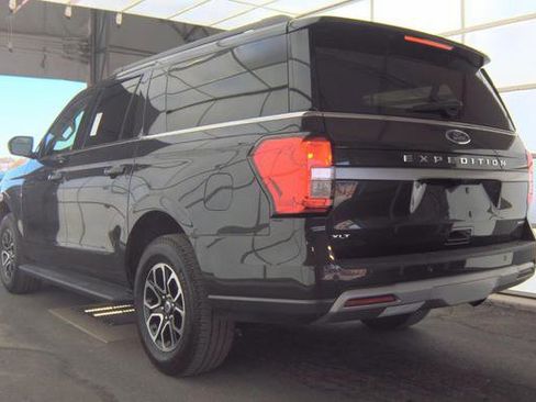 Used 2024 Ford Expedition Max XLT image 4
