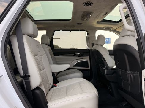 Used 2021 Kia Telluride SX w/ SX Prestige Package AWD/4WD image 25