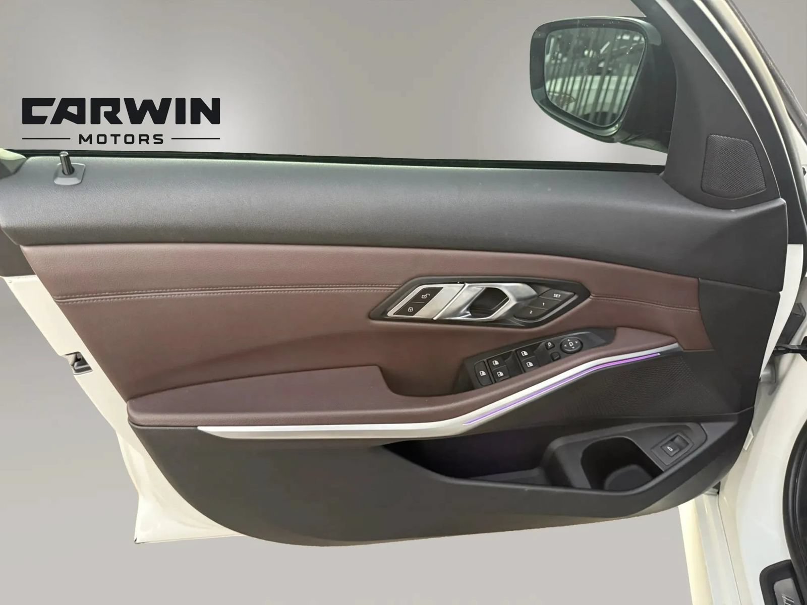 Used 2020 BMW 330i Sedan w/ M Sport Package RWD image 11