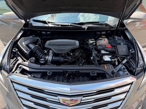 Used 2017 Cadillac XT5 FWD image 37