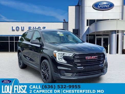 Used 2023 GMC Terrain SLE w/ Driver Convenience Package FWD image 1