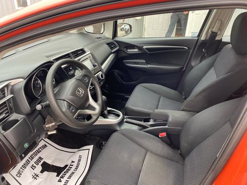Used 2019 Honda Fit LX image 9