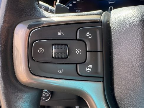 Used 2023 Chevrolet Silverado 1500 High Country w/ Technology Package AWD/4WD image 23