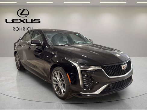 Used 2020 Cadillac CT4 Sport image 4