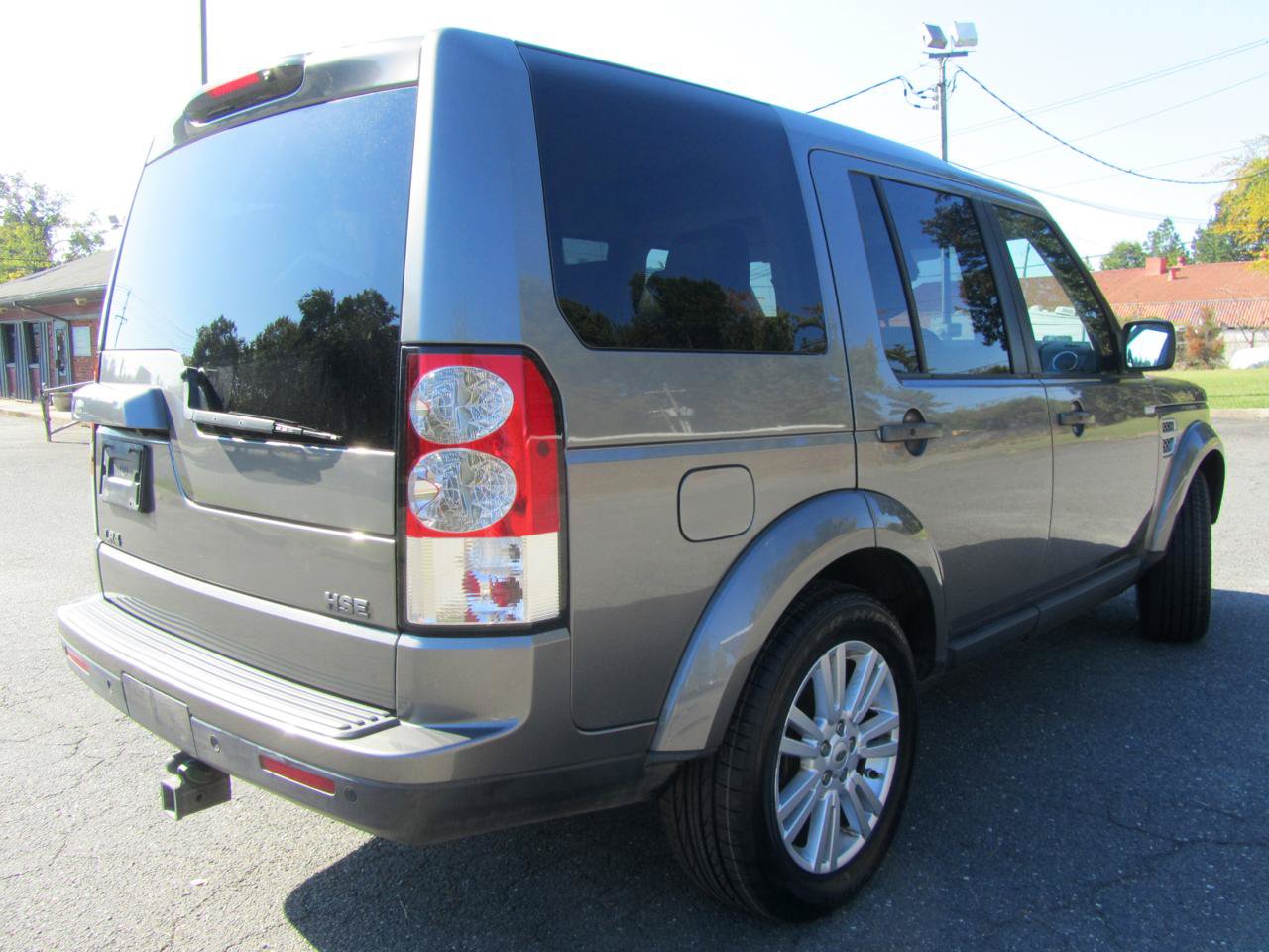 Used 2011 Land Rover LR4 HSE LUX AWD/4WD image 10