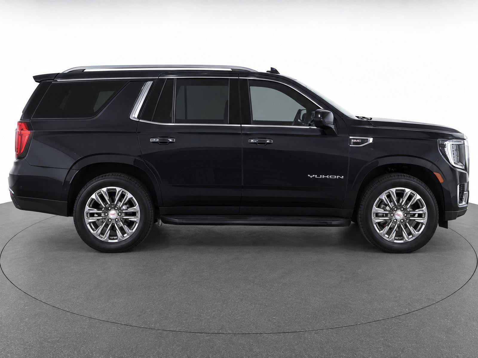 Used 2023 GMC Yukon SLT RWD image 8
