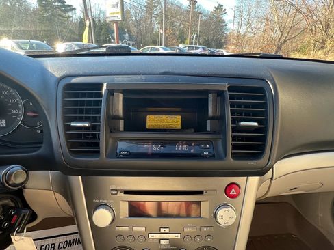 Used 2008 Subaru Outback 2.5i L.L. Bean image 49