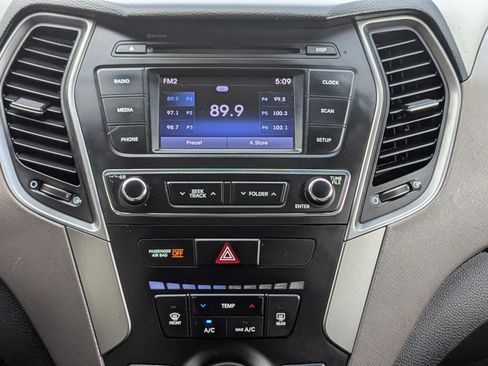 Used 2018 Hyundai Santa Fe Sport AWD/4WD image 16