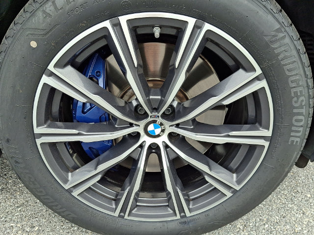 Certified 2024 BMW X5 M60i AWD/4WD image 10