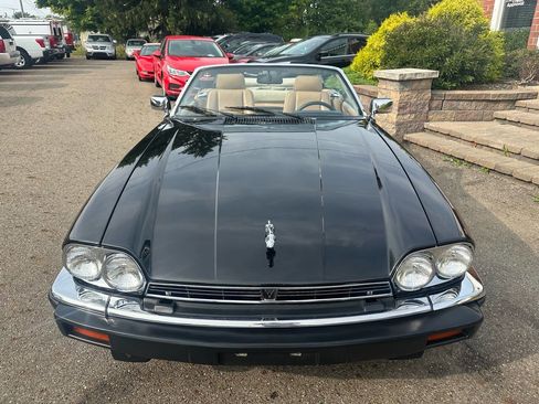 Used 1990 Jaguar XJS V12 Convertible image 10