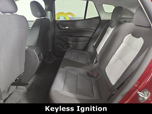 Certified 2024 Chevrolet Trax LS w/ LS Convenience Package FWD image 12