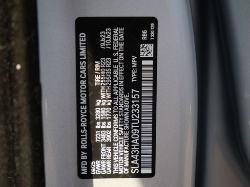 Used 2026 Rolls-Royce Cullinan Black Badge AWD/4WD image 35