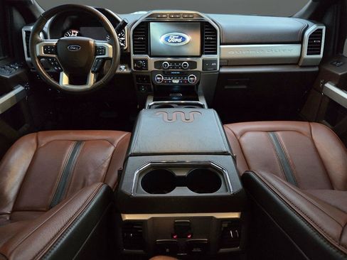 Used 2022 Ford F350 King Ranch w/ King Ranch Ultimate Package AWD/4WD image 17