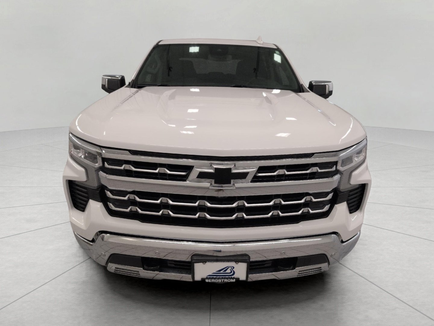 Used 2023 Chevrolet Silverado 1500 LTZ AWD/4WD image 13