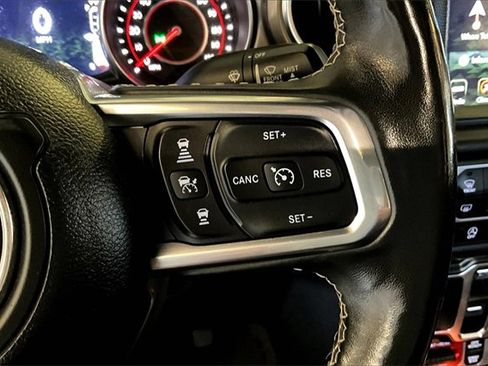 Used 2020 Jeep Gladiator Rubicon image 11