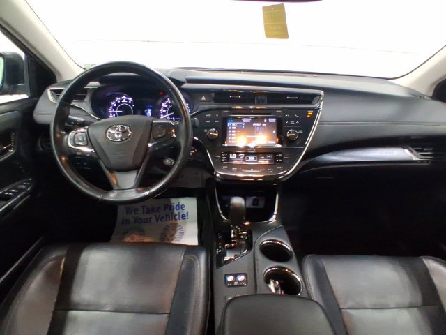 Used 2017 Toyota Avalon Limited w/ Carpet Mat Package FWD image 14