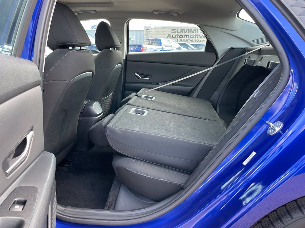 Used 2025 Hyundai Elantra SEL FWD image 43