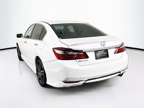 Used 2017 Honda Accord EX-L image 5