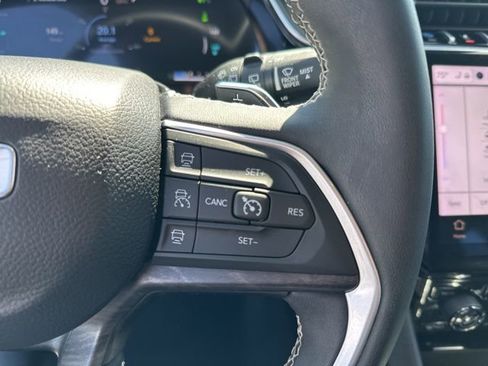 Used 2023 Jeep Grand Cherokee 30th Anniversary image 20