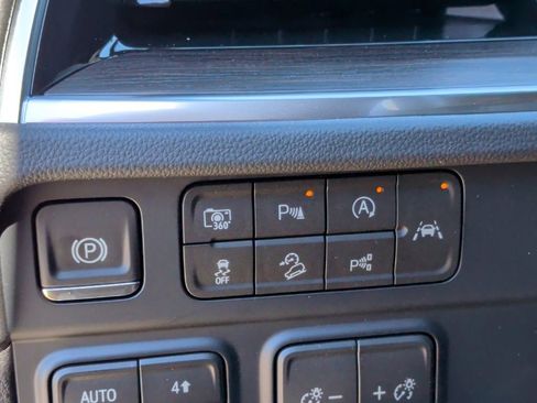 New 2026 Chevrolet Tahoe Z71 image 16