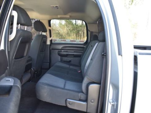 Used 2013 Chevrolet Silverado 2500 LT w/ Custom Sport Truck Package image 11