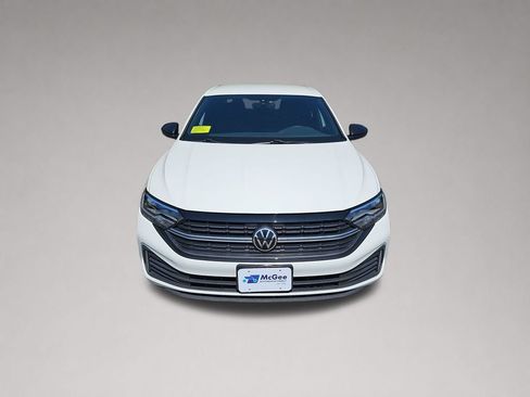 Certified 2023 Volkswagen Jetta Sport FWD image 9
