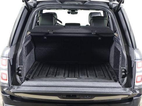 Used 2021 Land Rover Range Rover SV Autobiography Dynamic image 22