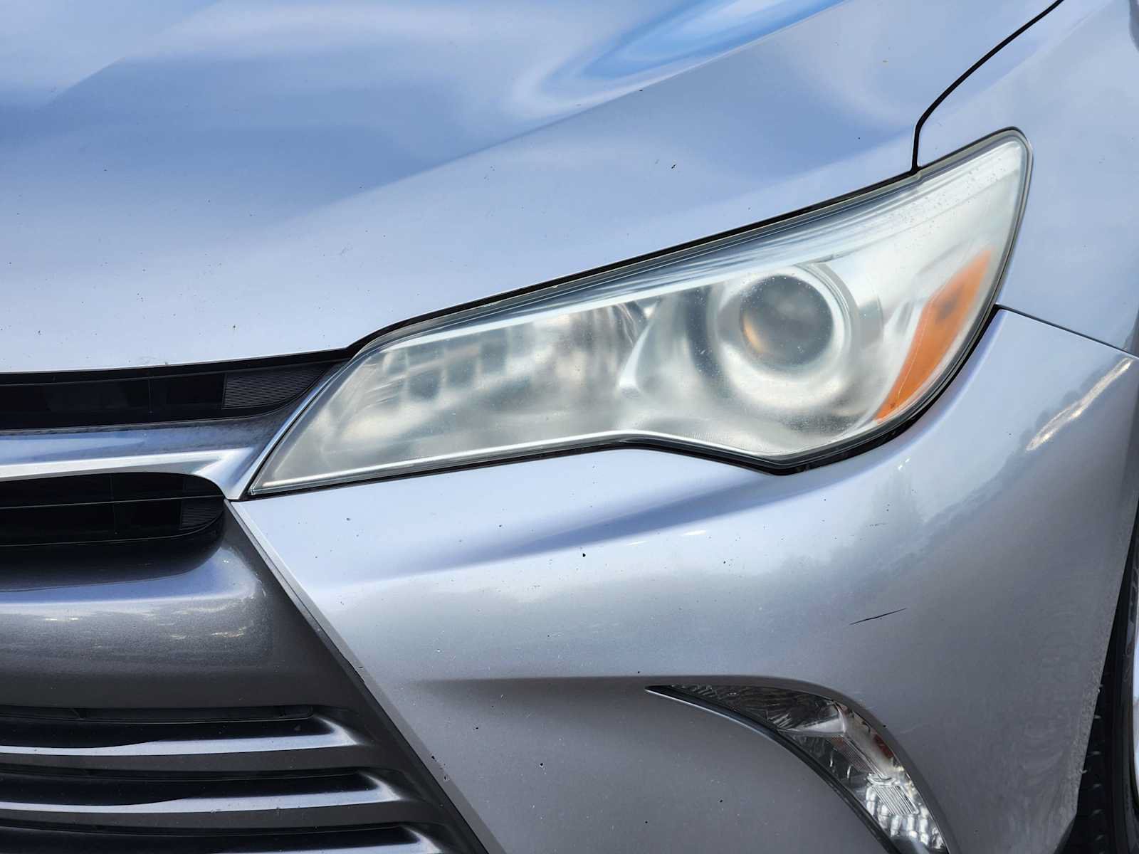 Used 2016 Toyota Camry LE FWD image 7
