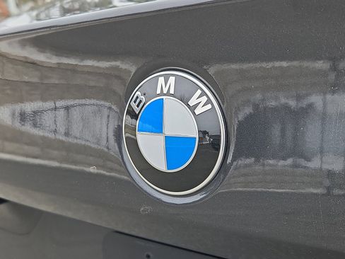 Used 2024 BMW 540i xDrive image 30