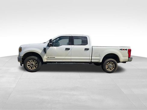 Used 2018 Ford F250 XLT AWD/4WD image 12