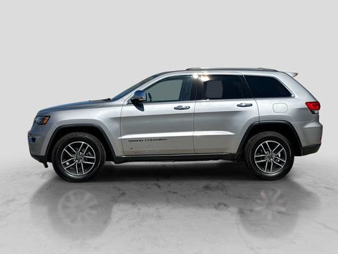 Used 2019 Jeep Grand Cherokee Limited w/ Luxury Group II AWD/4WD image 3
