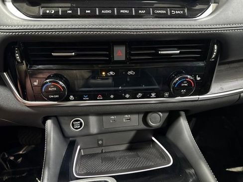 Used 2023 Nissan Rogue Platinum w/ Platinum Premium Package AWD/4WD image 22