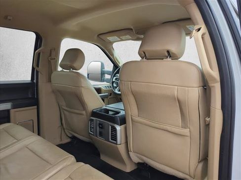 Used 2016 Ford F150 Lariat w/ Equipment Group 501A Mid AWD/4WD image 21